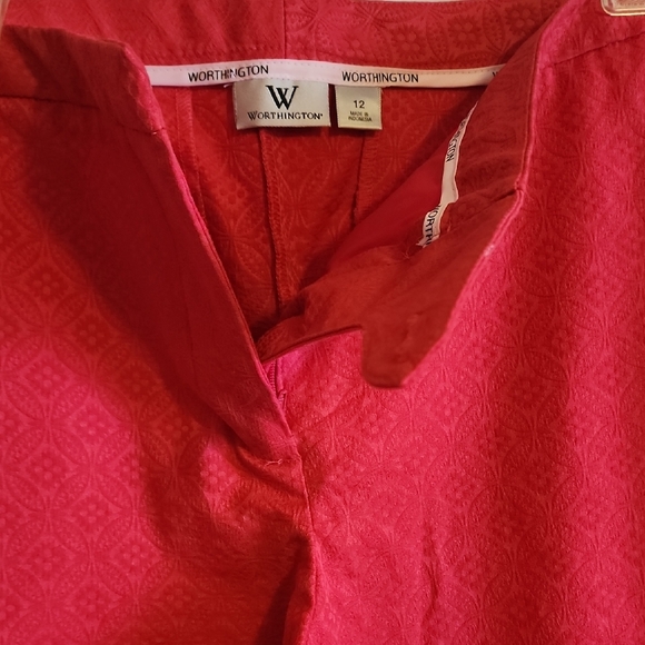 Worthington Hot Pink Capris Womens Bottoms Size 12 - Picture 2 of 4